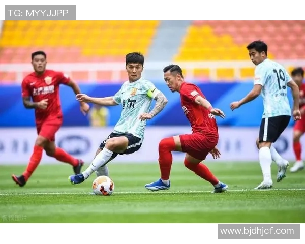 中超焦点战恒大迎战大连全力争胜争夺积分榜优势 中超焦点战恒大迎战大连全力争胜争夺积分榜优势