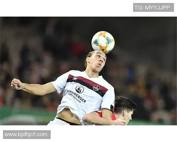 波鸿与纽伦堡激战回顾：双方战术分析与精彩瞬间盘点