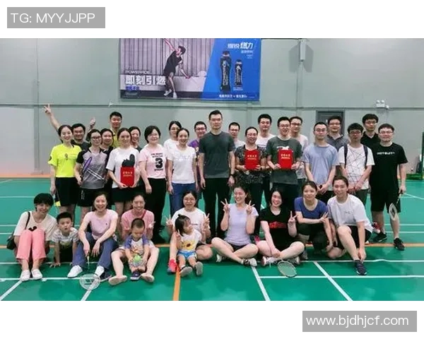 杭州羽毛球队与成都羽毛球队实力对比赛后分析与总结